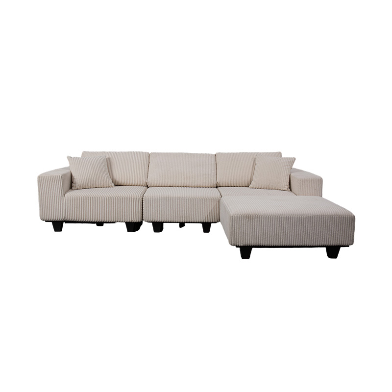 Sofá esquinero grande en forma de L de pana color blanquecino con diseño minimalista moderno